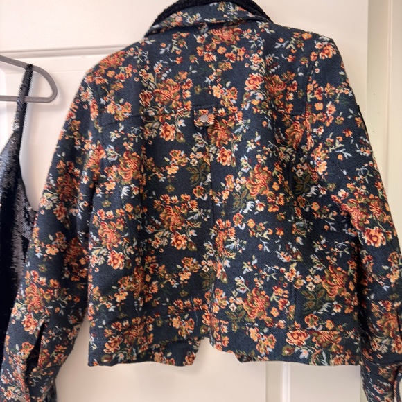 Blank nyc floral jacket with Sherpa collar - Picture 3 of 3